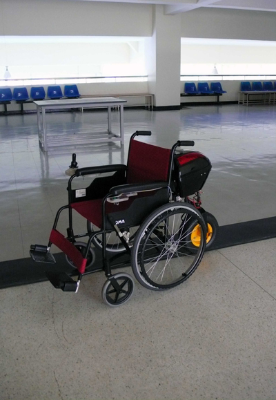 The first automatic folding wheelchair by RMUTT researchers