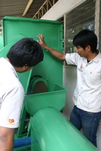 RMUTT students invented Shrimp Feed Pellet Mill, aims to cut cost