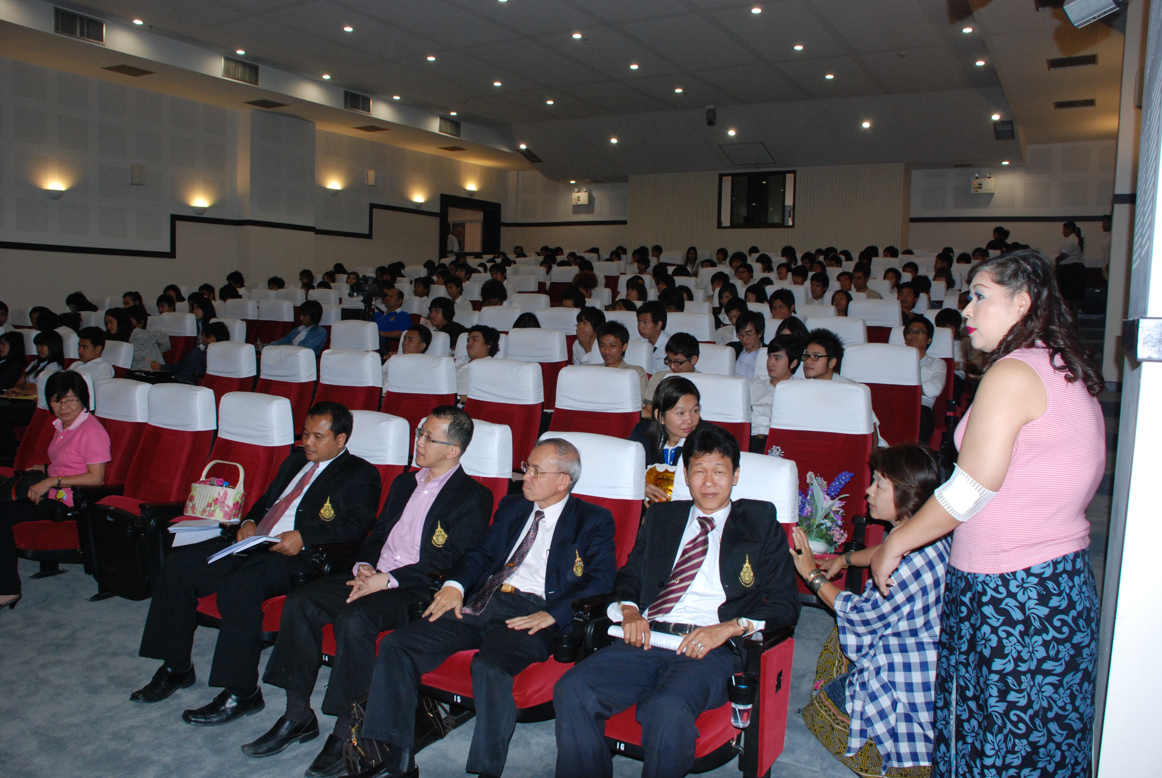 The academic seminar conducted at RMUTT