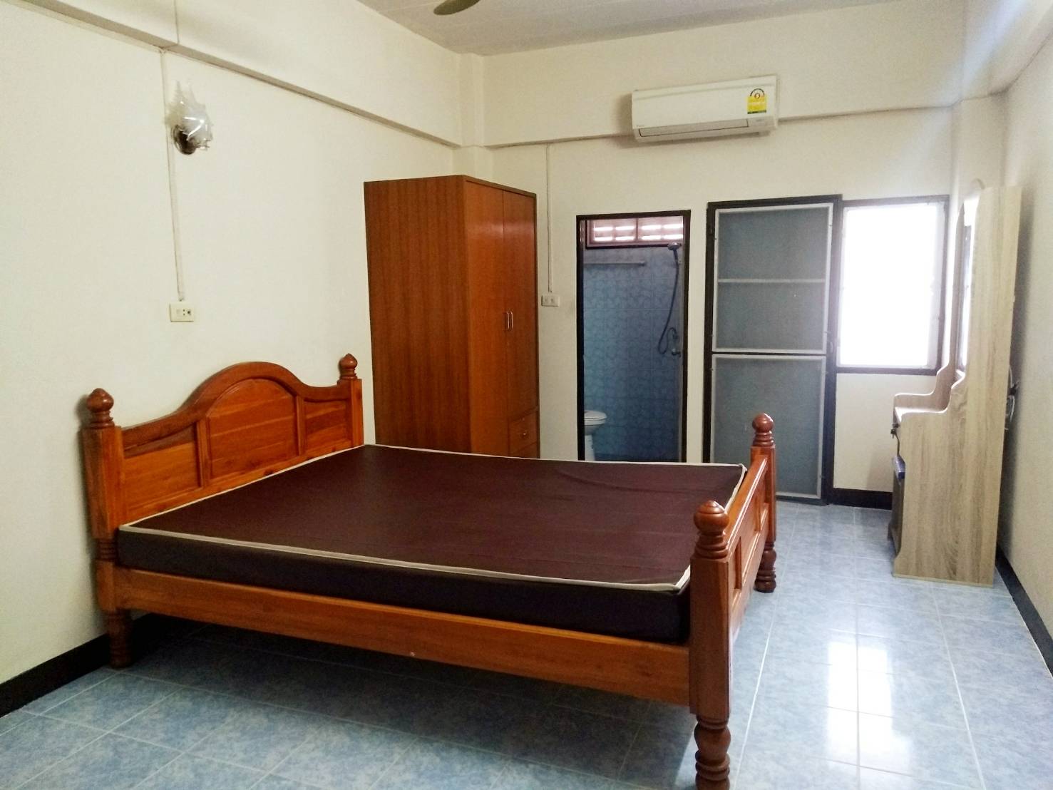 Taweesuk Apartment-02
