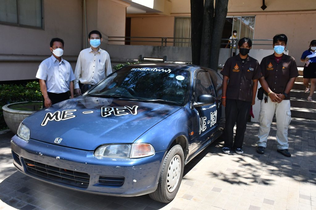 RMUTT mechanical students dazzle, turning gasoline vehicle to an EV