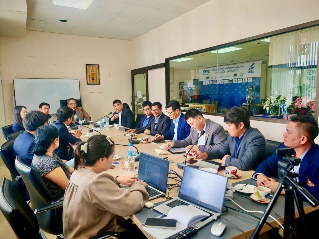 Rajamangala University of Technology Thanyaburi (RMUTT) partners with the Thai SME Confederation and AI Entrepreneurs Association to establish the AI Center for SME, empowering Thai businesses through AI innovation and digital transformation.